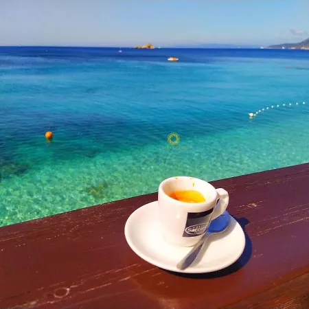Ghiaie Sea View Apartment *